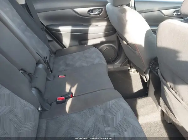 KNMAT2MT8GP646495 2016 NISSAN ROGUE - Image 8