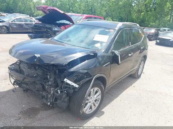 KNMAT2MT8GP662115 2016 NISSAN ROGUE - Image 2