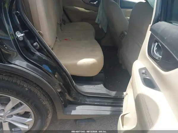 KNMAT2MT8GP662115 2016 NISSAN ROGUE - Image 8
