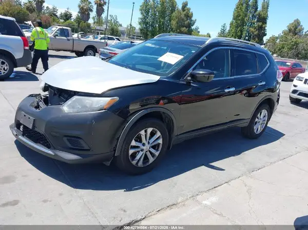KNMAT2MT8GP684728 2016 NISSAN ROGUE - Image 2