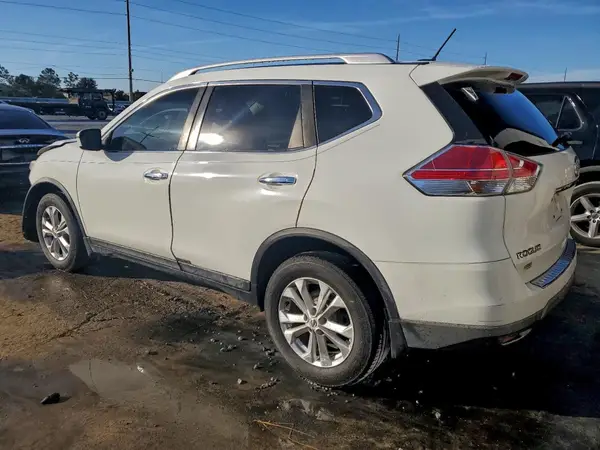 KNMAT2MT8GP685913 2016 NISSAN ROGUE - Image 2