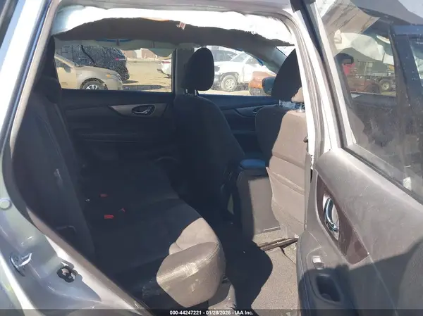KNMAT2MT8GP697558 2016 NISSAN ROGUE - Image 8