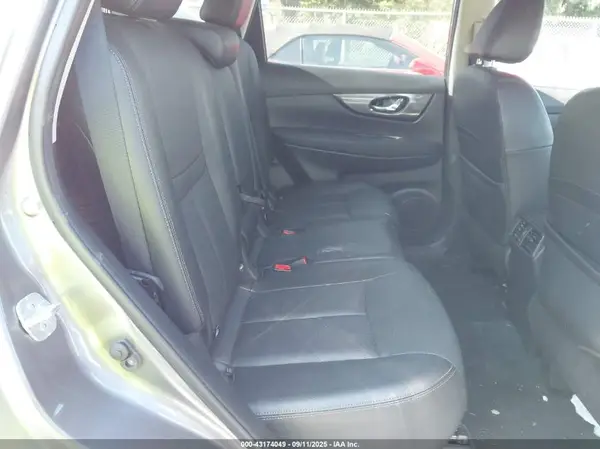 KNMAT2MT8GP723074 2016 NISSAN ROGUE - Image 8