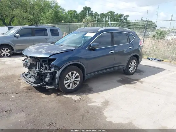 KNMAT2MT8GP726864 2016 NISSAN ROGUE - Image 2