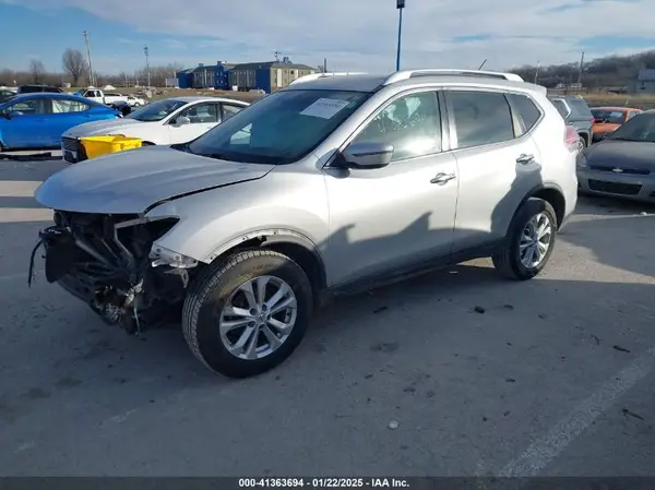 KNMAT2MT8GP736195 2016 NISSAN ROGUE - Image 2