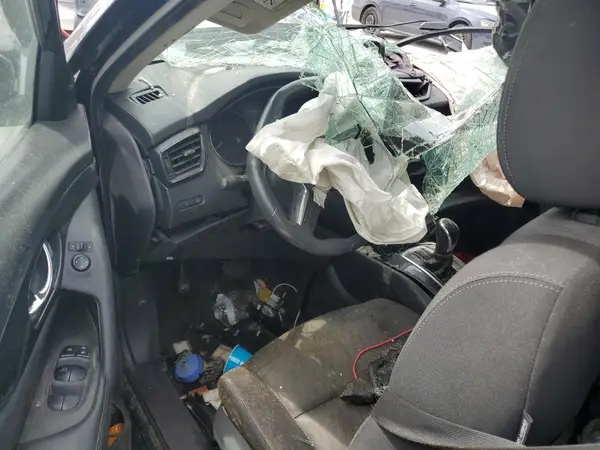 KNMAT2MT8HP501426 2017 NISSAN ROGUE - Image 8