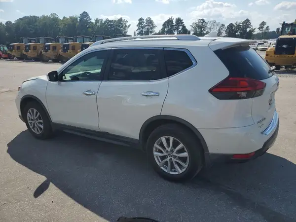 KNMAT2MT8HP502091 2017 NISSAN ROGUE - Image 2