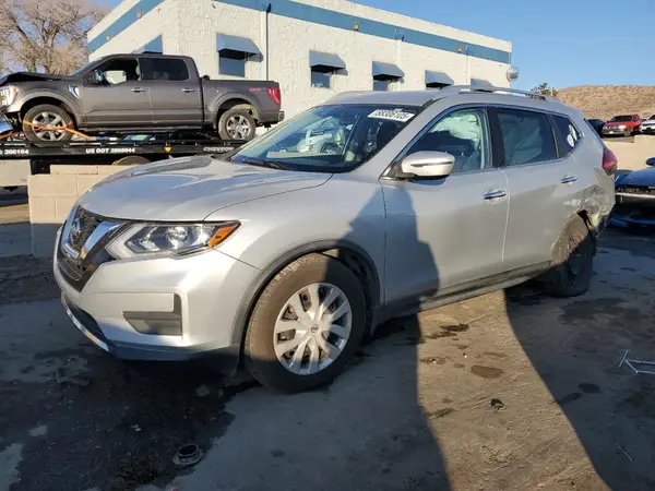 KNMAT2MT8HP518548 2017 NISSAN ROGUE - Image 1