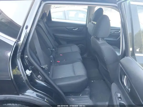 KNMAT2MT8HP521854 2017 NISSAN ROGUE - Image 8