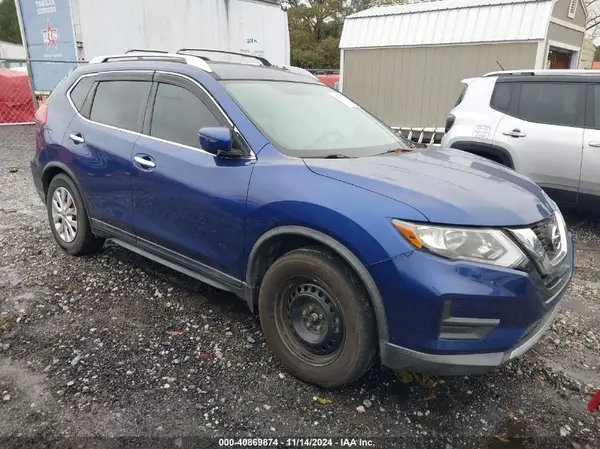 KNMAT2MT8HP524883 2017 NISSAN ROGUE - Image 1