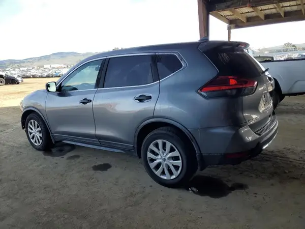 KNMAT2MT8HP542591 2017 NISSAN ROGUE - Image 2