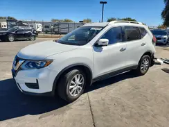 KNMAT2MT8HP549699 2017 NISSAN ROGUE