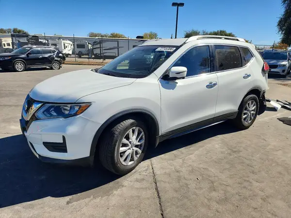 KNMAT2MT8HP549699 2017 NISSAN ROGUE - Image 1