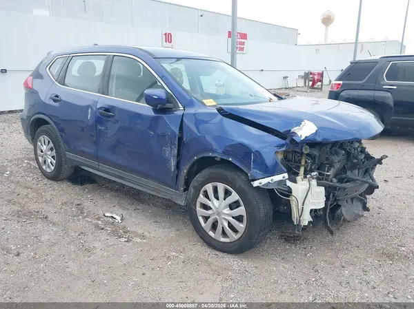KNMAT2MT8HP561125 2017 NISSAN ROGUE - Image 1