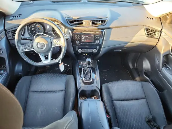 KNMAT2MT8HP562016 2017 NISSAN ROGUE - Image 8