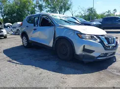 KNMAT2MT8HP565787 2017 NISSAN ROGUE