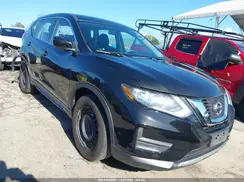 KNMAT2MT8HP570276 2017 NISSAN ROGUE