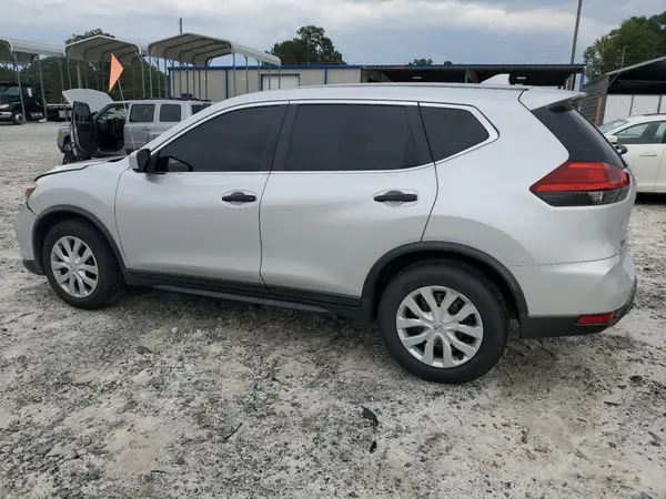 KNMAT2MT8HP572660 2017 NISSAN ROGUE - Image 2