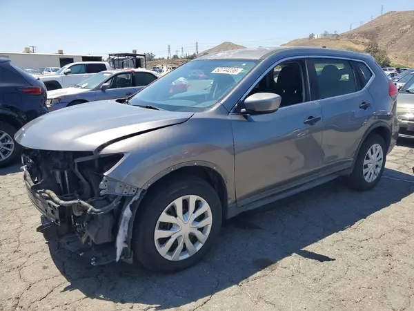 KNMAT2MT8HP574361 2017 NISSAN ROGUE - Image 1