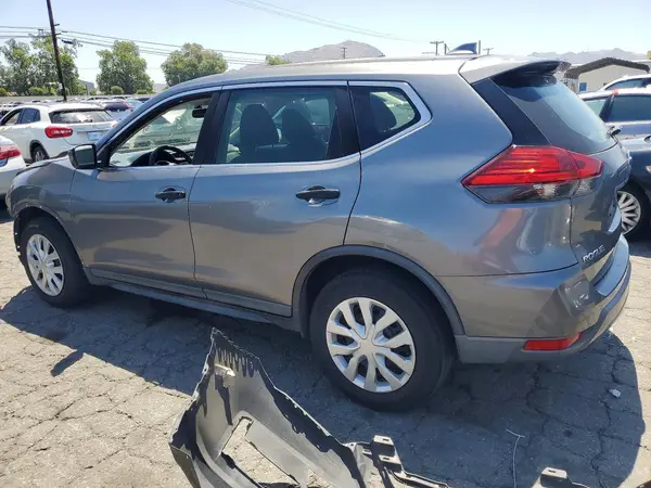 KNMAT2MT8HP574361 2017 NISSAN ROGUE - Image 2