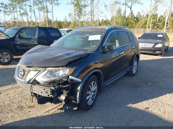 KNMAT2MT8HP574876 2017 NISSAN ROGUE - Image 2