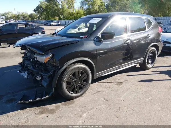 KNMAT2MT8HP581360 2017 NISSAN ROGUE - Image 2