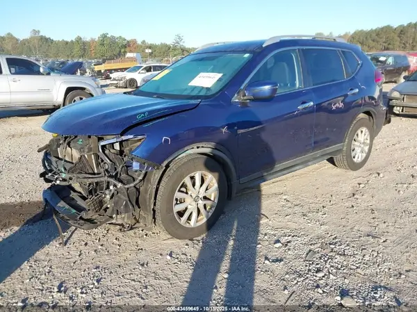 KNMAT2MT8HP602787 2017 NISSAN ROGUE - Image 2