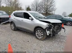 KNMAT2MT8HP602935 2017 NISSAN ROGUE