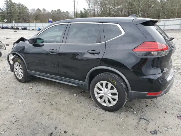 KNMAT2MT8HP605768 2017 NISSAN ROGUE - Image 2