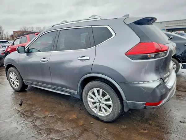 KNMAT2MT8HP605947 2017 NISSAN ROGUE - Image 2