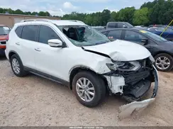 KNMAT2MT8HP606161 2017 NISSAN ROGUE