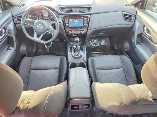 KNMAT2MT8HP606838 2017 NISSAN ROGUE - Image 8