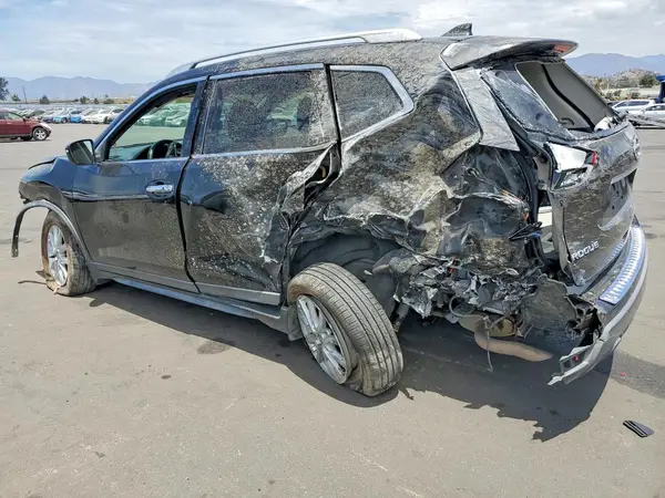 KNMAT2MT8HP608864 2017 NISSAN ROGUE - Image 2