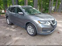 KNMAT2MT8HP608945 2017 NISSAN ROGUE
