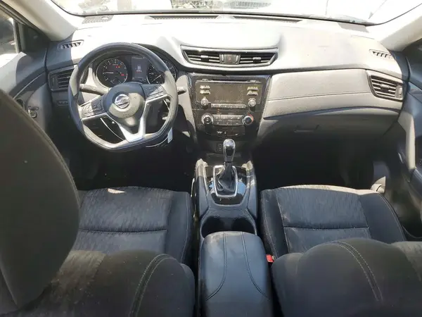 KNMAT2MT8HP612817 2017 NISSAN ROGUE - Image 8