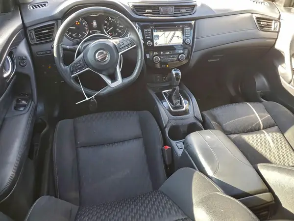 KNMAT2MT8HP614566 2017 NISSAN ROGUE - Image 8
