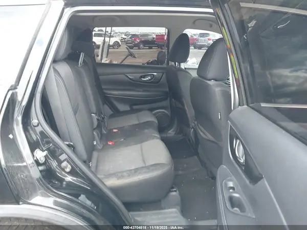 KNMAT2MT8JP503862 2018 NISSAN ROGUE - Image 8