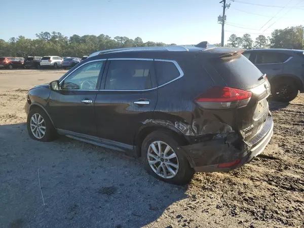 KNMAT2MT8JP509340 2018 NISSAN ROGUE - Image 2
