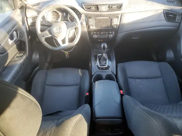 KNMAT2MT8JP509340 2018 NISSAN ROGUE - Image 8