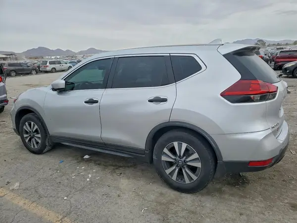 KNMAT2MT8JP511248 2018 NISSAN ROGUE - Image 2