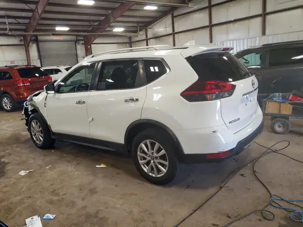 KNMAT2MT8JP522721 2018 NISSAN ROGUE - Image 2