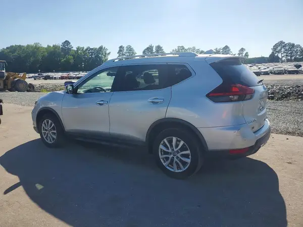KNMAT2MT8JP524212 2018 NISSAN ROGUE - Image 2