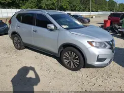 KNMAT2MT8JP525215 2018 NISSAN ROGUE