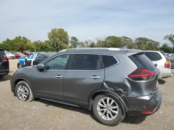 KNMAT2MT8JP526025 2018 NISSAN ROGUE - Image 2