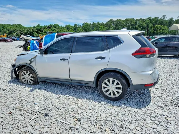 KNMAT2MT8JP530298 2018 NISSAN ROGUE - Image 2