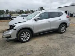 KNMAT2MT8JP533184 2018 NISSAN ROGUE