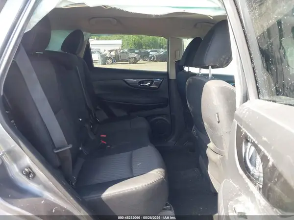 KNMAT2MT8JP533248 2018 NISSAN ROGUE - Image 8