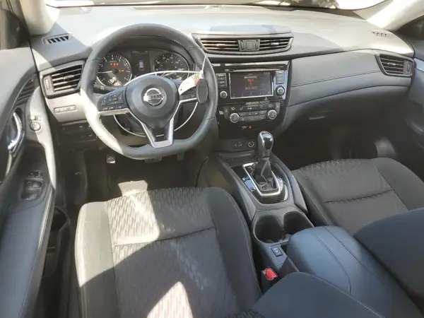 KNMAT2MT8JP533251 2018 NISSAN ROGUE - Image 8