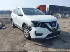 KNMAT2MT8JP535985 2018 NISSAN ROGUE