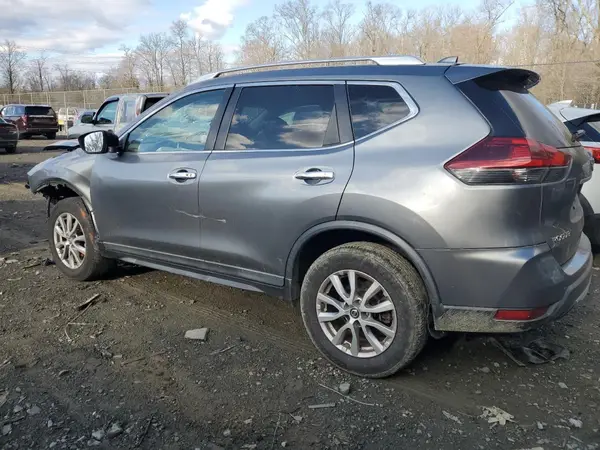 KNMAT2MT8JP536117 2018 NISSAN ROGUE - Image 2